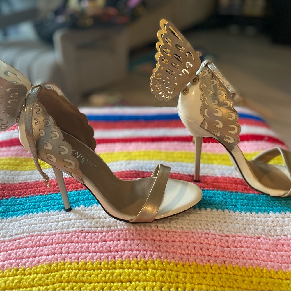 Cumanduo Beige Sandals